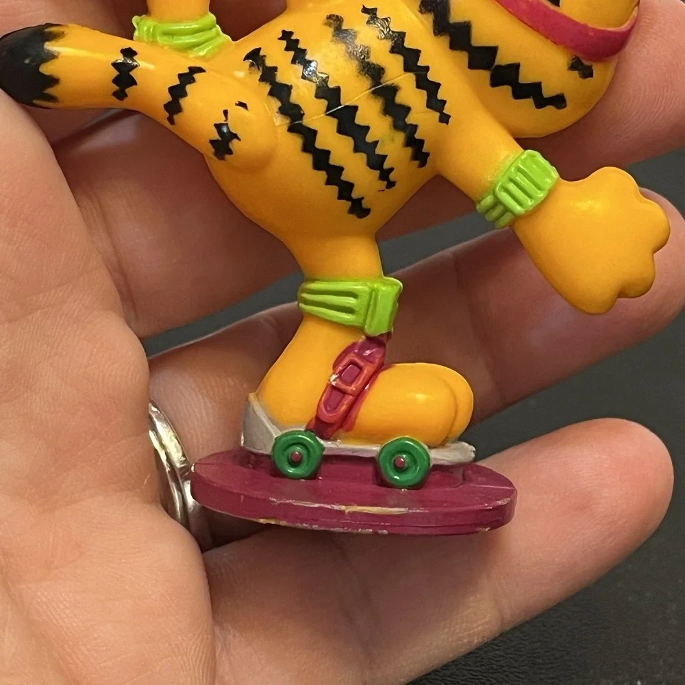 Vintage 1981 Garfield On Roller Skates & In Motion PVC Mini Figurine Figure Lot